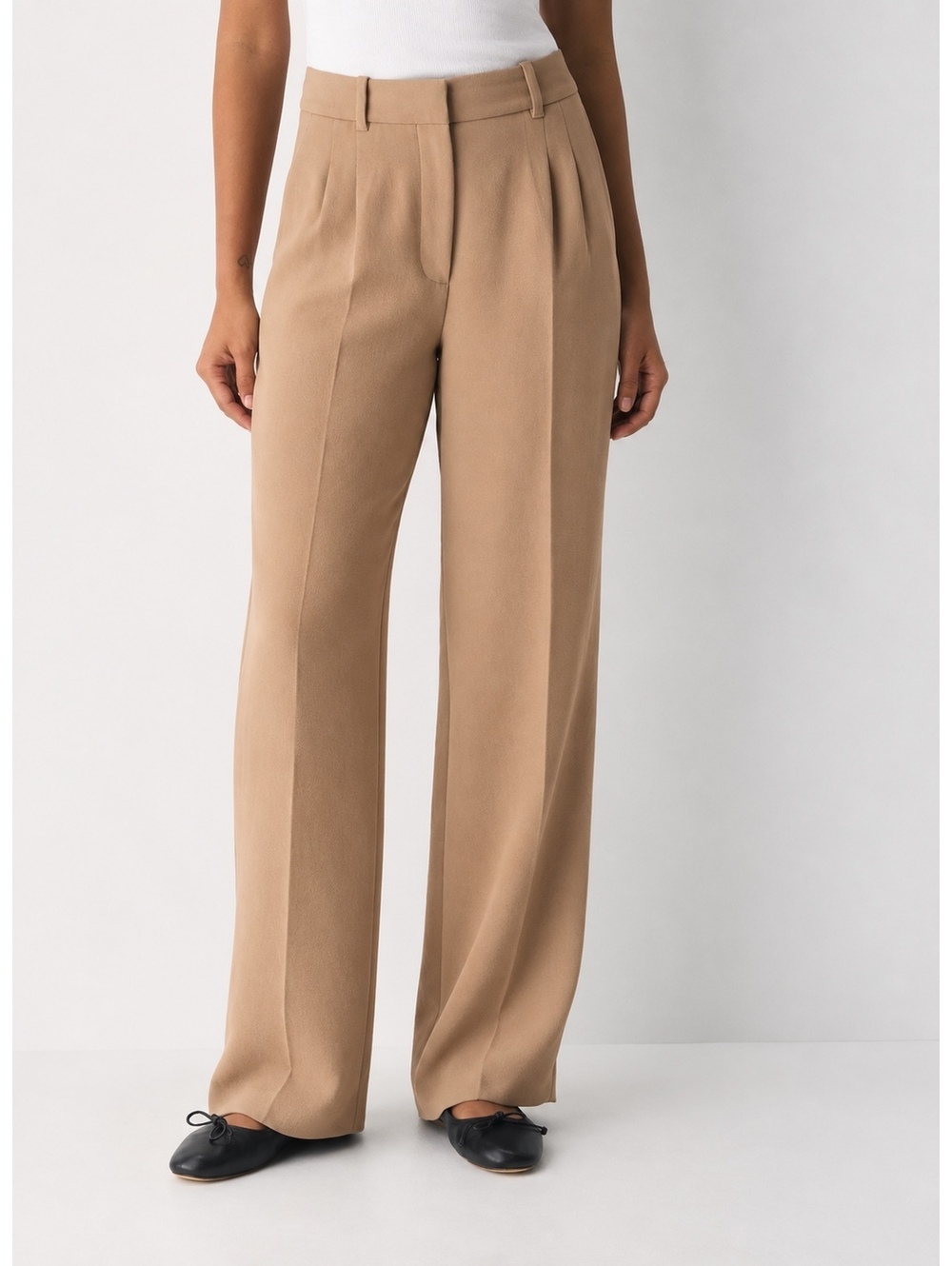 Aritzia Wilfred Effortless Pant Camel High Rise Wide Leg Pleated Trousers 00